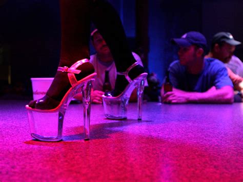 Strip-tease/Lapdance Maison de prostitution Fleurus