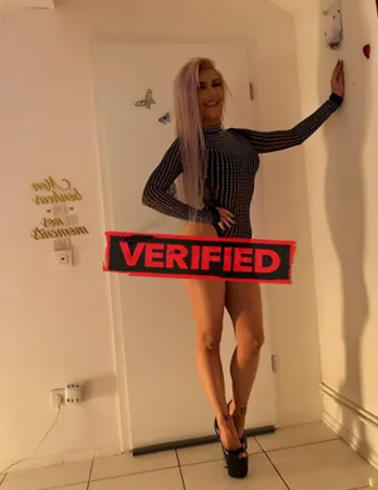 Olivia fucker Prostituta Fiaes